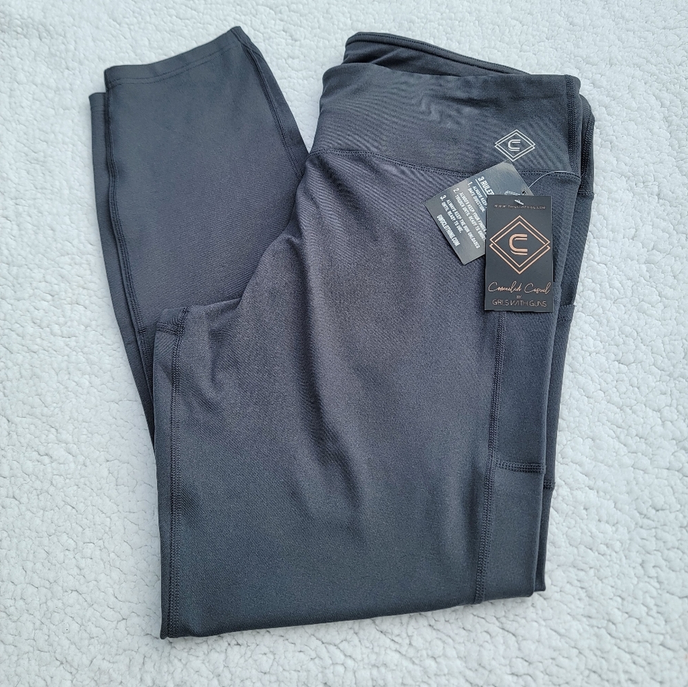 XXL Girls With Guns Eclipse leggings NWT